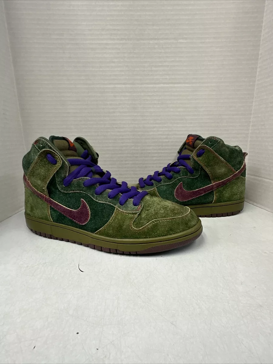 Nike sb shop skunk for sale