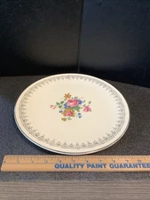 Vintage HOMER LAUGHLIN “Kitchen Kraft” 10.75”Oven-Serve Dinner Plate.