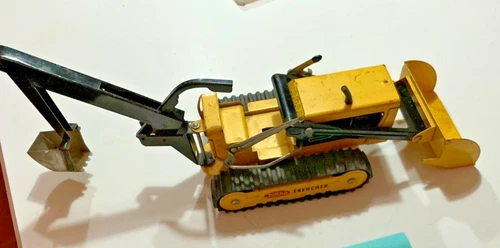 1990s Tonka Pressed Tin Loader Trencher Toy