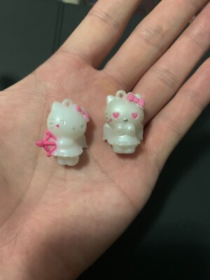 Sanrio Hello Kitty Cupid Love Angel 2x Mini Figure Keychains