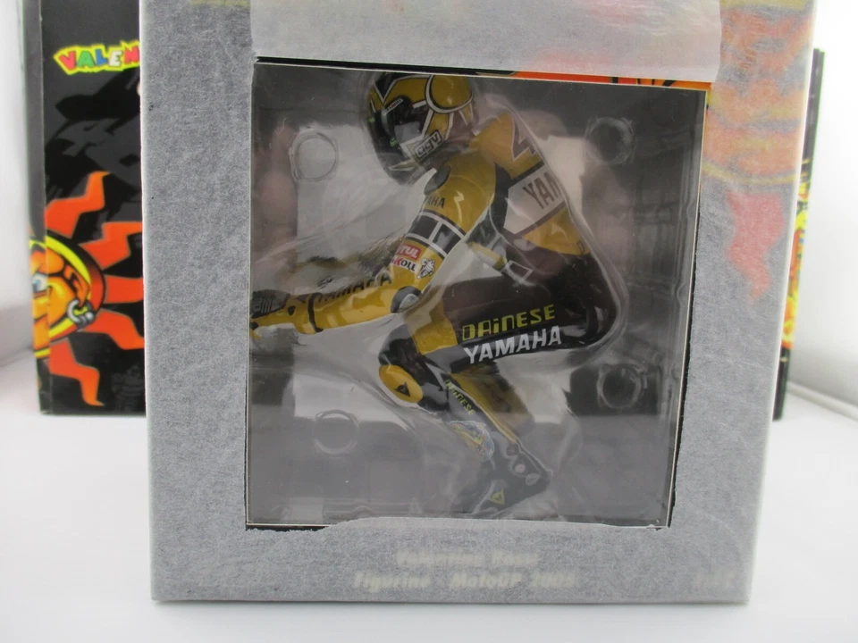 YAMAHA YZR-M1, #46, Valentino Rossi + Riding Figur, 2005 Laguna Seca, L.E.!!! - Bild 4 von 4