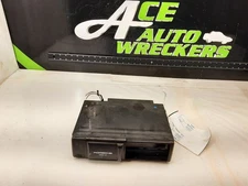 Audio Equipment Radio CD Changer CDC-4 Fits 05-06 08-10 PORSCHE CAYENNE 650364