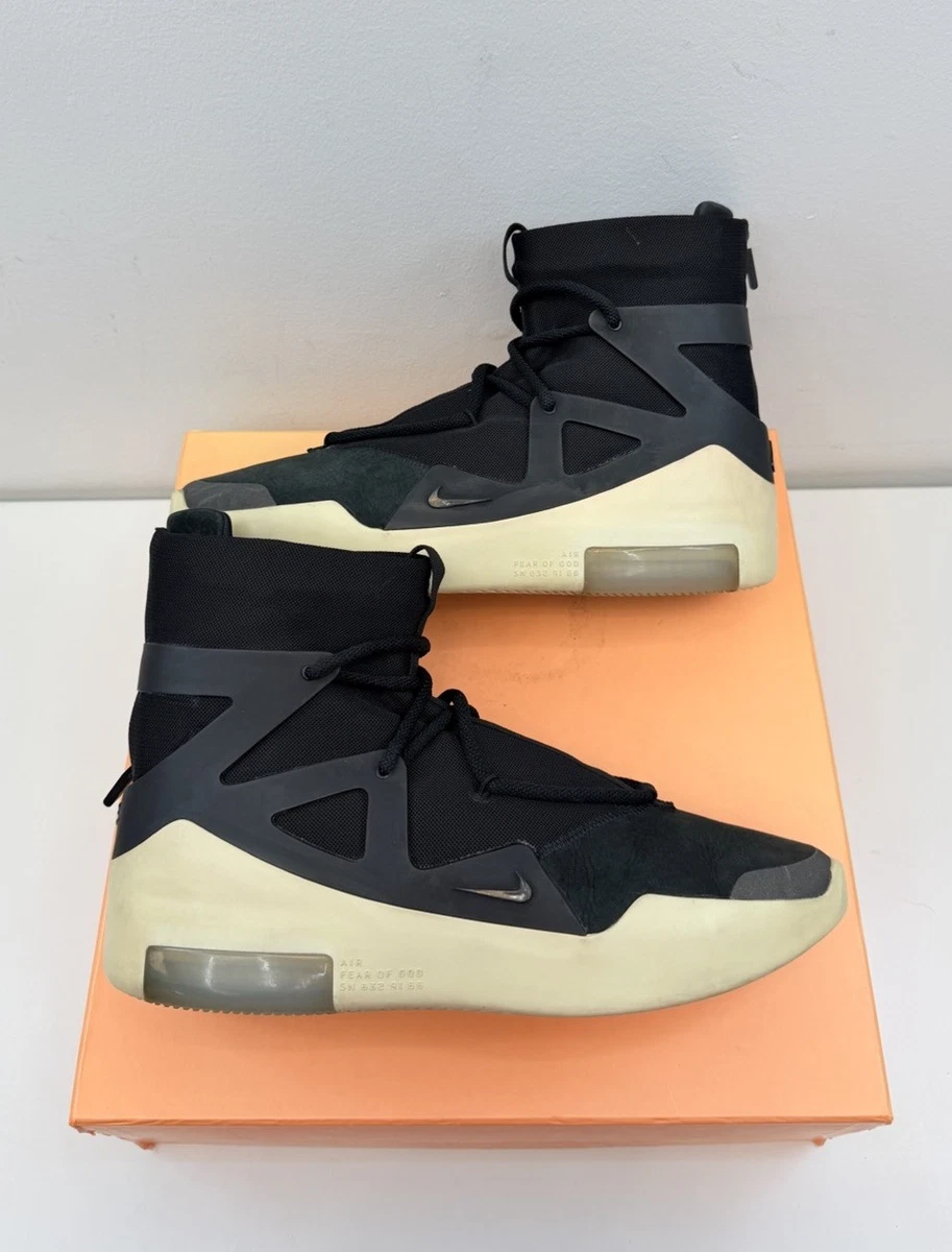 Preços baixos em Nike Air Fear Of God 1 Black | eBay