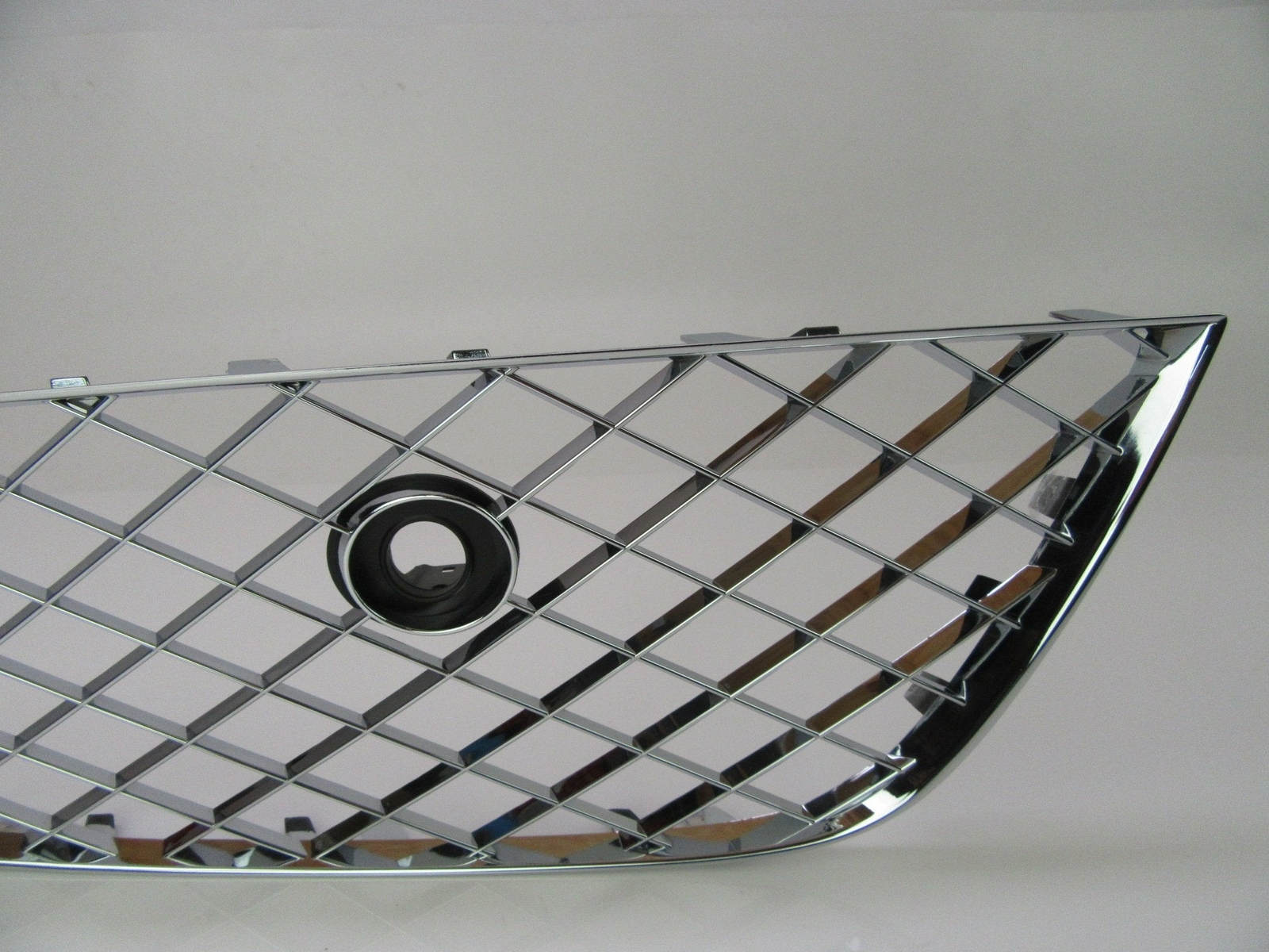 Bentley Continental Gt Gtc S V8 right front bumper chrome grill 695