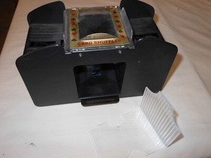 Automatic 2-4 Deck Card Shuffler Card Playing Aid Game