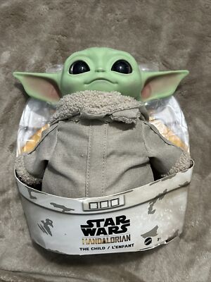Disney Star Wars: The Mandalorian Yoda The Child 11 inch Action Figure ...