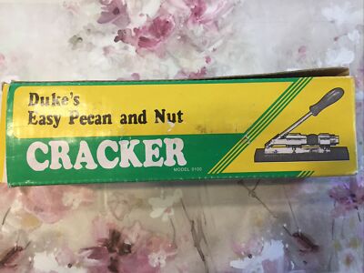 NEW Duke 0100 Pecan Nut Cracker - Silver/Wood-J !!