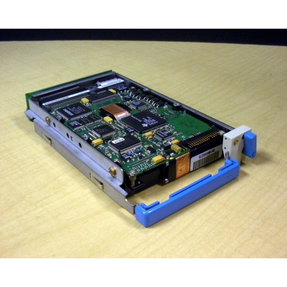 IBM 93G3159 Hard Drive 4.5GB 7.2K SCSI 3.5in - Image 2 of 3