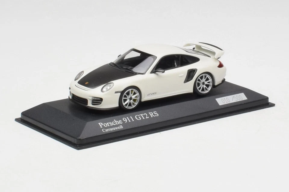 400069405 Porsche 911 997.2 GT2 RS White with Silver Wheels Minichamps 1/43 - Imagen 2 de 4