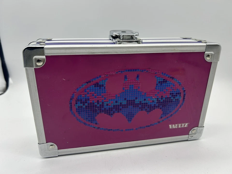 DC Vaultz Batman Batgirl Pink Locking Box Pencil Box School Supplies Box Holder - Image 2 of 4