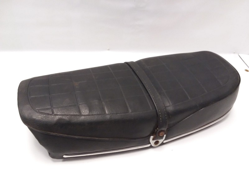 HONDA CB175 K6 K7 SEAT 1972 1973 77200-342-670ZA