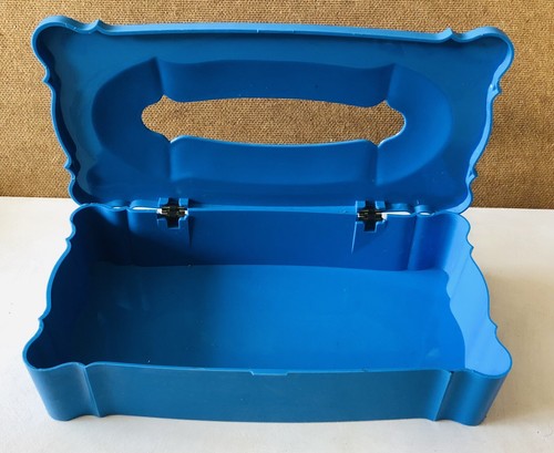 Vintage Tissue Holder Shwarz Brothers Plastics Azure Blue White Roses Vanity Box - Picture 5 of 12