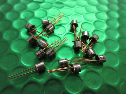 Qual è La Differenza Tra Transistor NPN E PNP - Foto 12