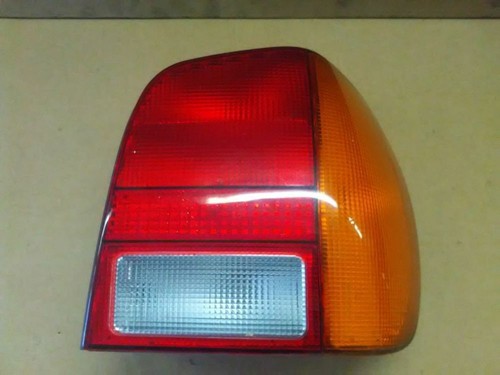 VW POLO (6N1) 50 1.0 Rückleuchte rechts mit Lampenträger