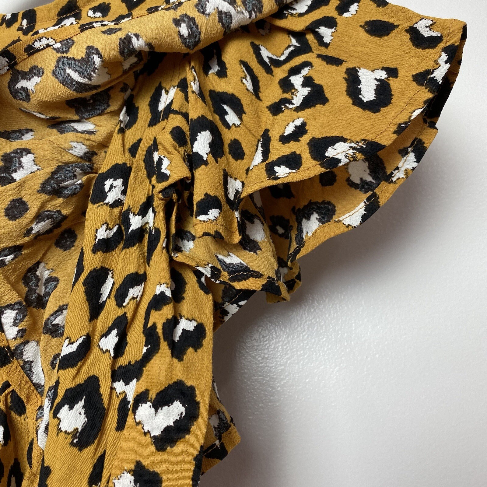 Cleobella Littles Animal Print Ruffled Top Toddler Size 2 or 2T Gold Black White image 6