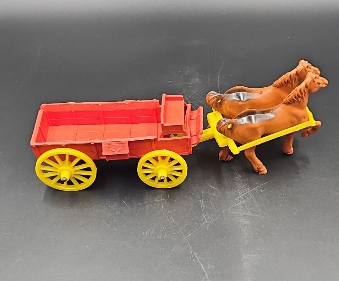 Horse Drawn Cart Toy Vintage Auburn Rubber Company Tractor 4” With Driver eBay