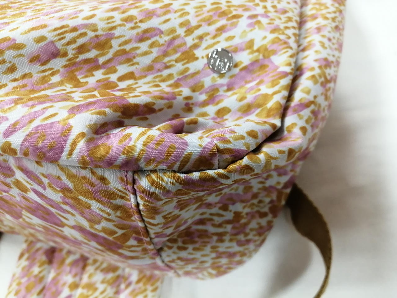All over Pattern Backpack Model Beige Pink HIROMI… - image 5