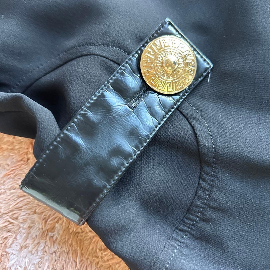 USED RARE, BEAUTIFUL VERSACE H&M COLLABORATION BLACK SILK SHORT-SLEEVED DRESS, thumbnail 5