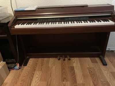 NO.878【2007年製】YAMAHA Clavinova 電子ピアノ CLP-230M Yamaha Clavinova CLP-230 digital piano and stool in mahogany