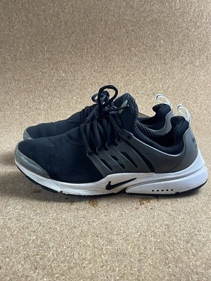Size 9 - Nike Air Presto Black White
