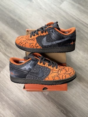 Size 10 - HUF x Nike Dunk Priority Low Hufquake