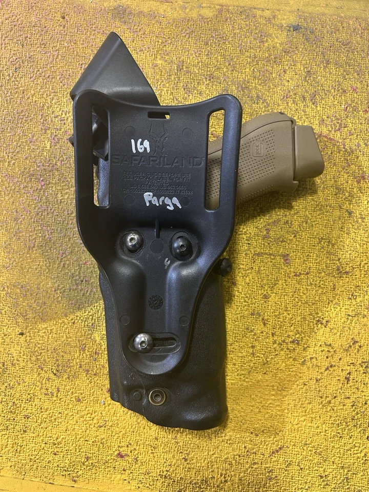 Safariland 6360 Lev3 STX Duty Holster Glock 19 19x 23 w/ Light RH - Image 3 of 4