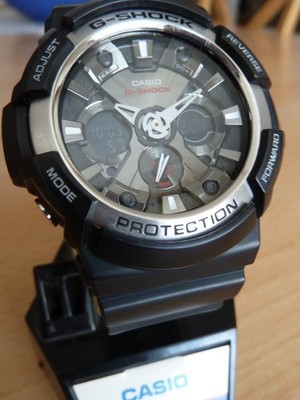 CASIO G-SHOCK GA-120  MULTIFUNKTION ARMBANDUHR SPORTUHR EINSATZUHR