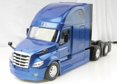 Freightliner Cascadia 126 BBC72 mit R/C Radio Controlled (Fernsteuerung) Modell 
