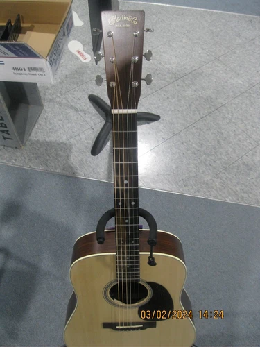 martin d16e new right handed martin dreadnought with gig bag