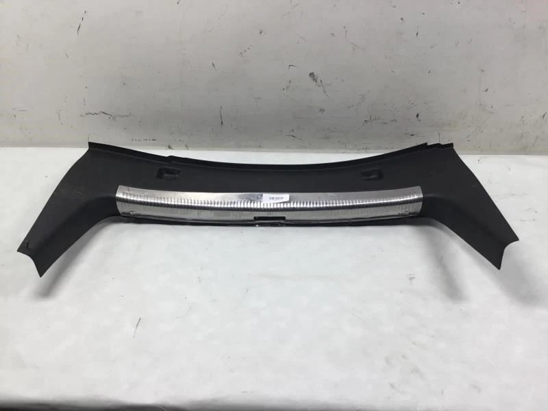 Volkswagen Jetta 2004 sedán alféizar del maletero placa de desgaste moldura OEM+ Foto 4 de 4