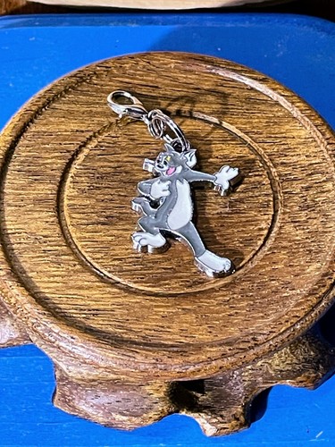 Tom & Jerry Enamel Charm For Bracelets, Necklaces, Keychains & Zipper Pulls - Picture 7 of 7