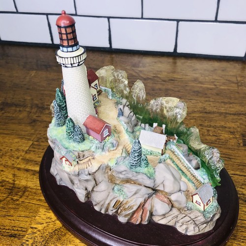 Lenox 1999 "Light at the Edge" Scott Spicer Lighthouse Sculpture Collection Wave - Picture 3 of 7