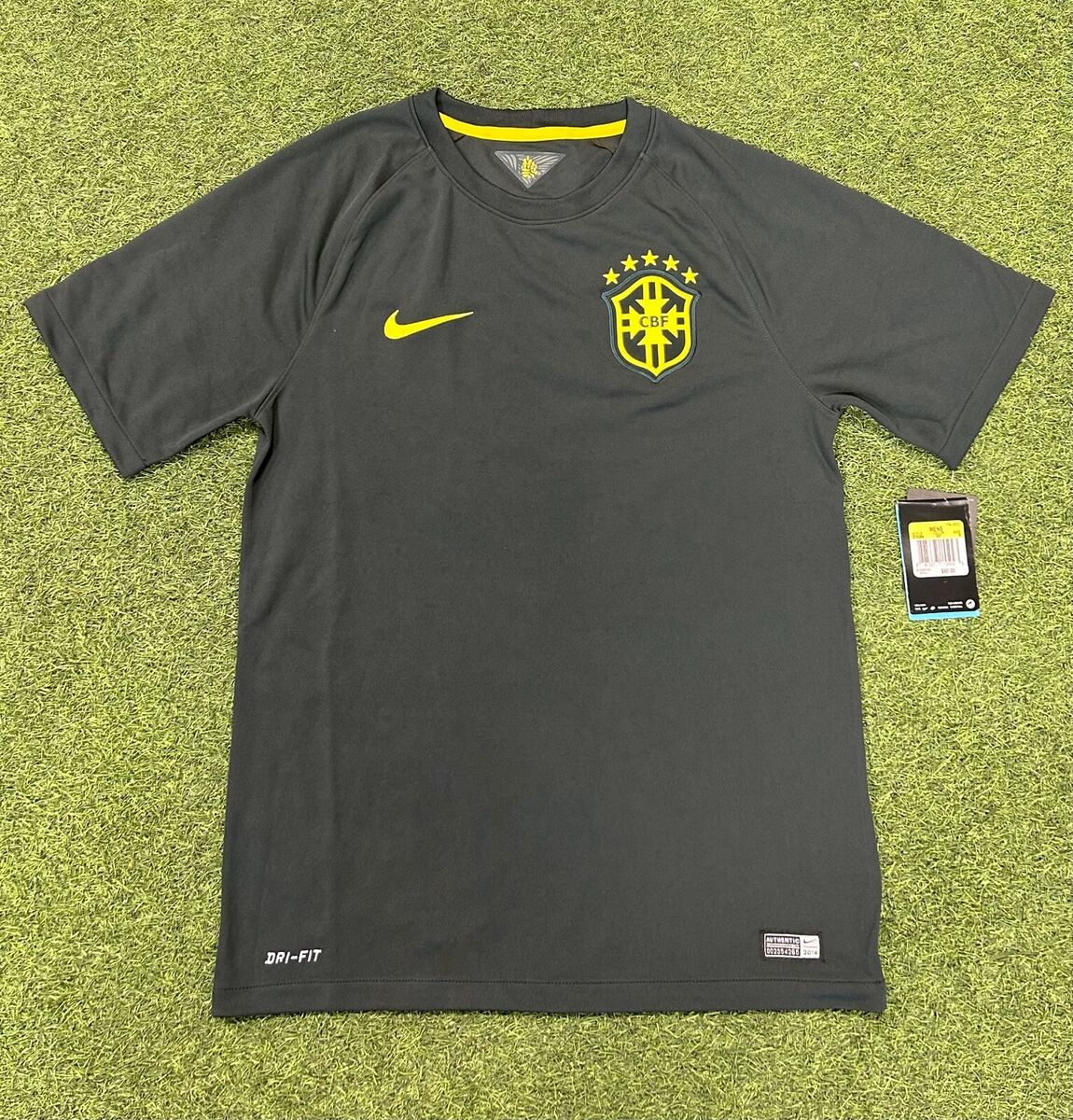 Nike Brazil Men's Third Jersey 2014/15- Dark Green | eBay Nike Brazil Men's Third Jersey 2014/15- Dark Green | eBay