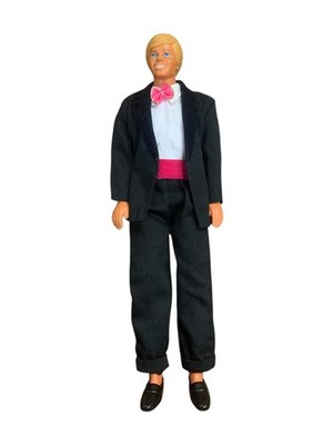 Barbie Ken Puppe Elegant