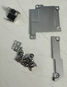 Original Apple iPhone SE Schrauben Blech Abdeckung Kleinteile Deckel Set 3