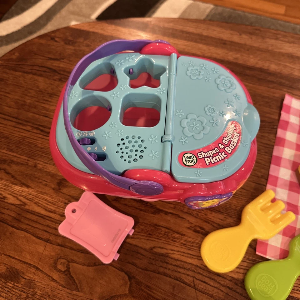 LeapFrog Shapes and Sharing Picnic Learning Basket Accessories 16 Pieces Works - Image 3 of 4