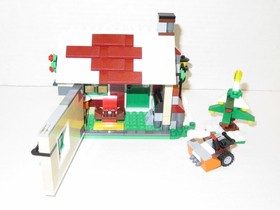 Lego 31038 Creator 3-in-1 Changing Seasons COMPLETE w/ manuals *Light-up brick*