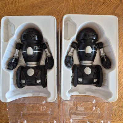 Pair Black WowWee MiP Robots Complete in Original Boxes 2013 0820 Self Balancing