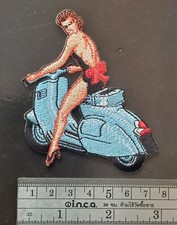 Vespa scooter ecusson vintage . Pinup motorcycle patch