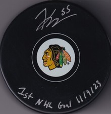 BECKETT KEVIN KORCHINSKI SIGNED 1ST GOAL 11/9/23 CHICAGO BLACKHAWKS PUCK WR22342