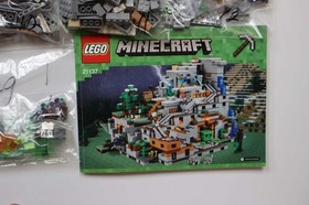 LEGO&reg; Minecraft&reg; 21137 The Mountain Cave 🟧100% Complete W/Instructions