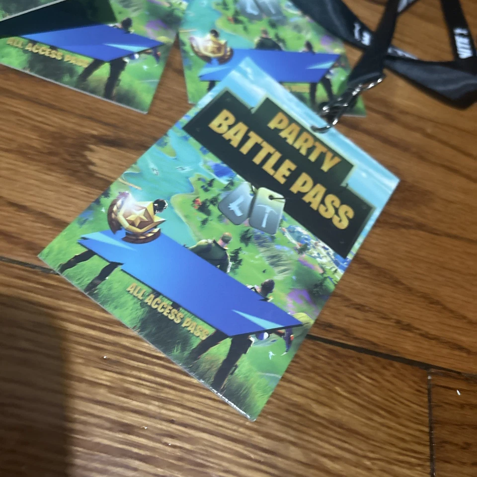 Paquete de 6 cordones Battle Royale VIP Party Battle Pass - Fortnite lote de 6 Foto 2 de 3
