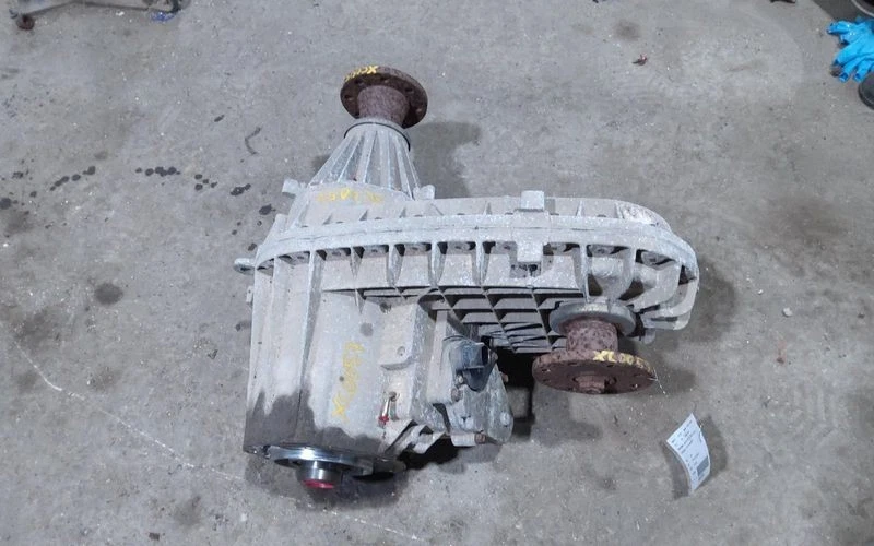 2000-2005 Ford Excursion Transfer Case Assembly OEM Foto 3 de 4