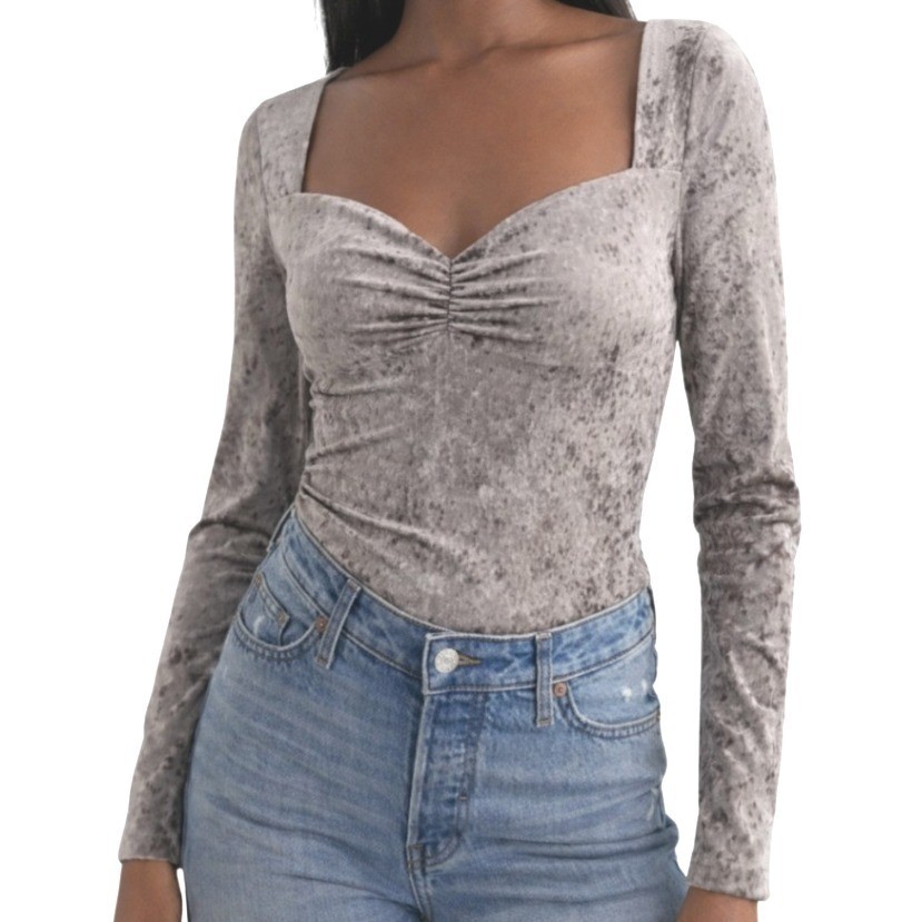 Express NWT Womens Textured Velour Ruched Sweetheart Neck Long Sleeve Top M