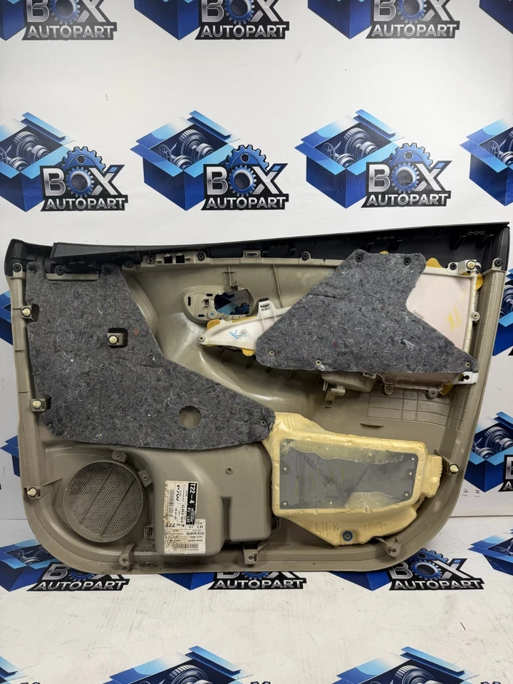 Panel de puerta delantero izquierdo del lado del conductor Toyota Corolla 2009-2013 OEM Foto 2 de 4