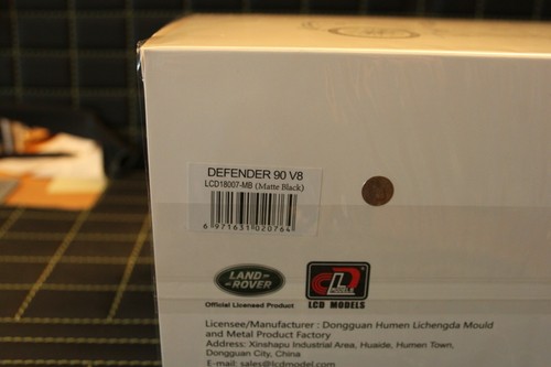 1:18 LCD Land Rover Defender 90 Travaux V8 70th Édition Noir Mat Ovp Neuf Top - Picture 2 of 2