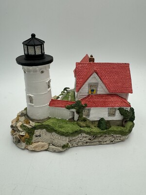 Harbour Lights CAPE NEDDICK NUBBLE LIGHT Lighthouse #141 Collectors Edition 1994