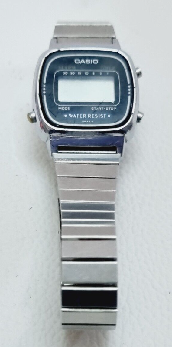 Vintage CASIO women's digital Watch Silver tone LA670W 3191- For