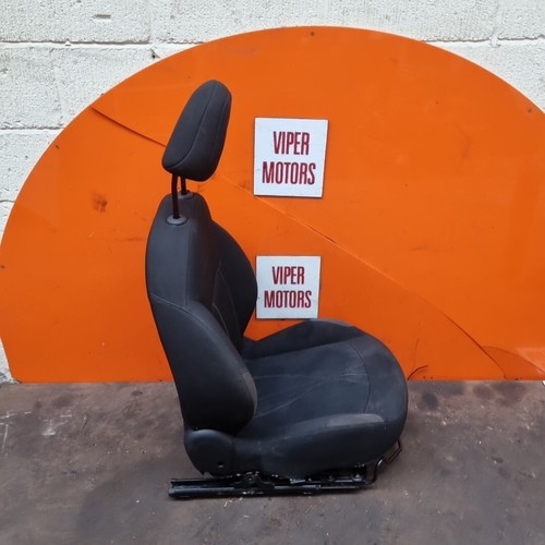 Peugeot 208 Seat Front Passengers Nearside Wave Pattern 5 Door 2012-2019 MA13 B - Picture 10 of 12