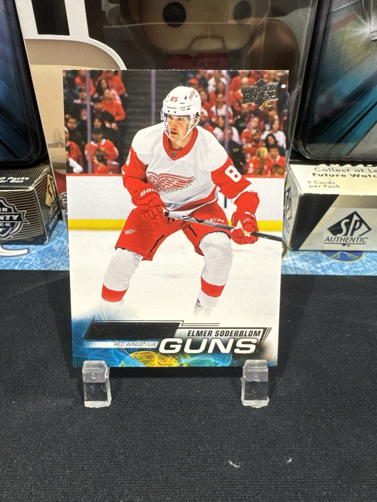 2022-23 Upper Deck Series 2 - Young Guns Elmer Soderblom #489 (RC)